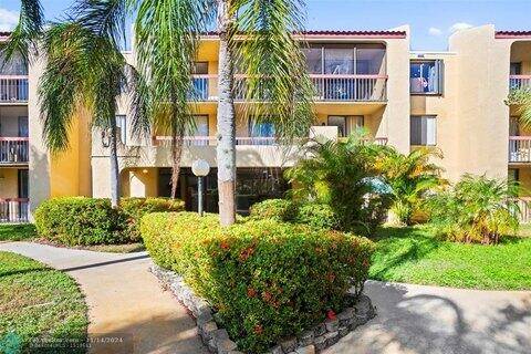 Gorgeous 2BR 2BA First Floor Ready for Immediate Move In or investment property, may be rented immediately !