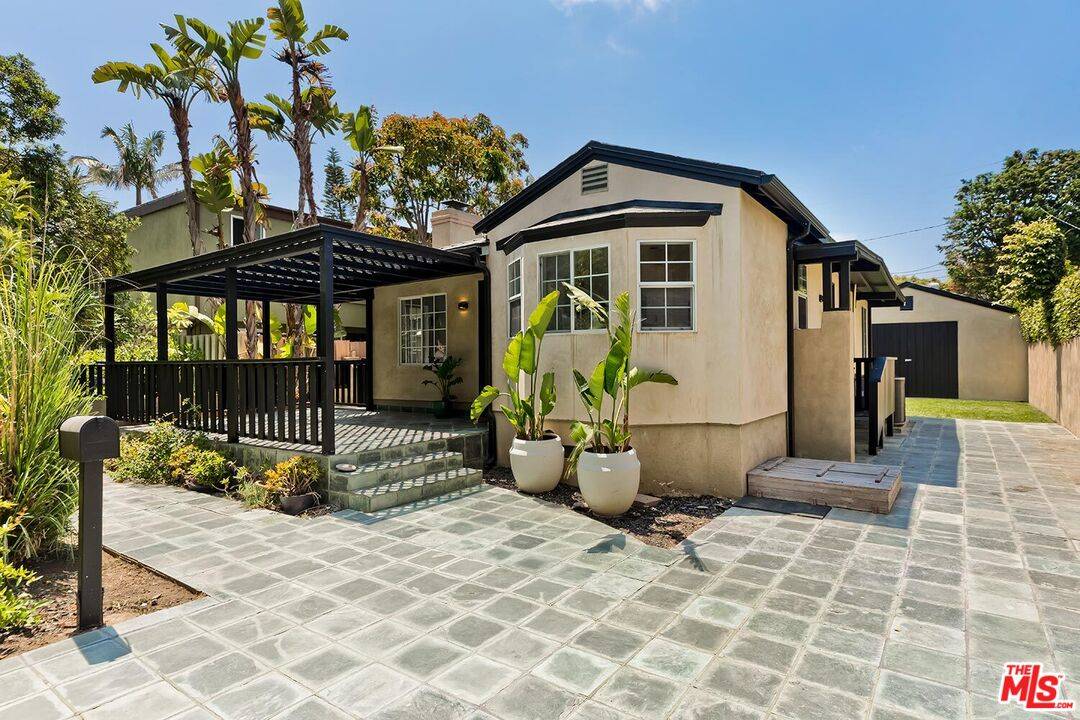 1509   Pearl St 4BR Santa Monica La