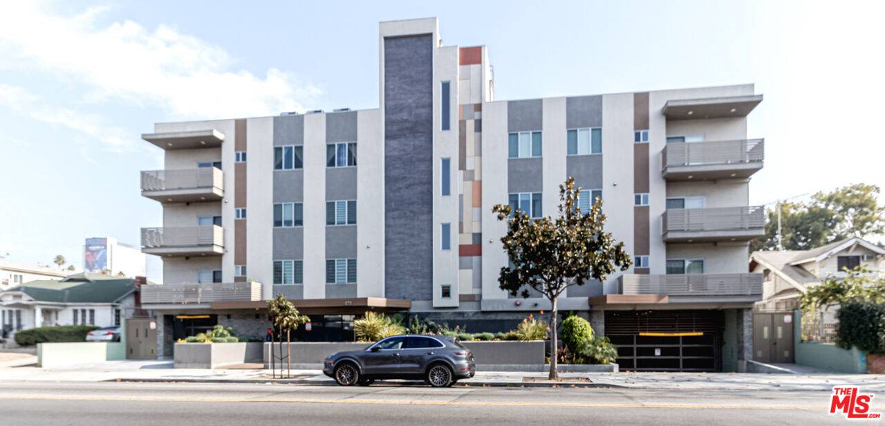 820  S Wilton Pl 3BR Hancock Park La