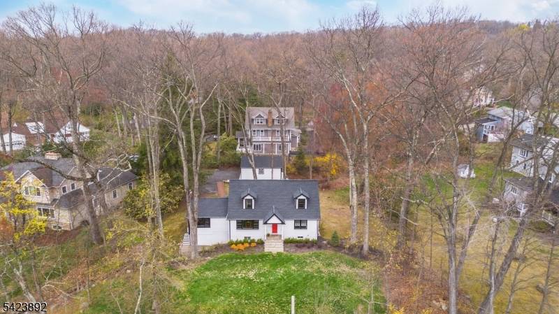 Nestled on a picturesque, level 0.