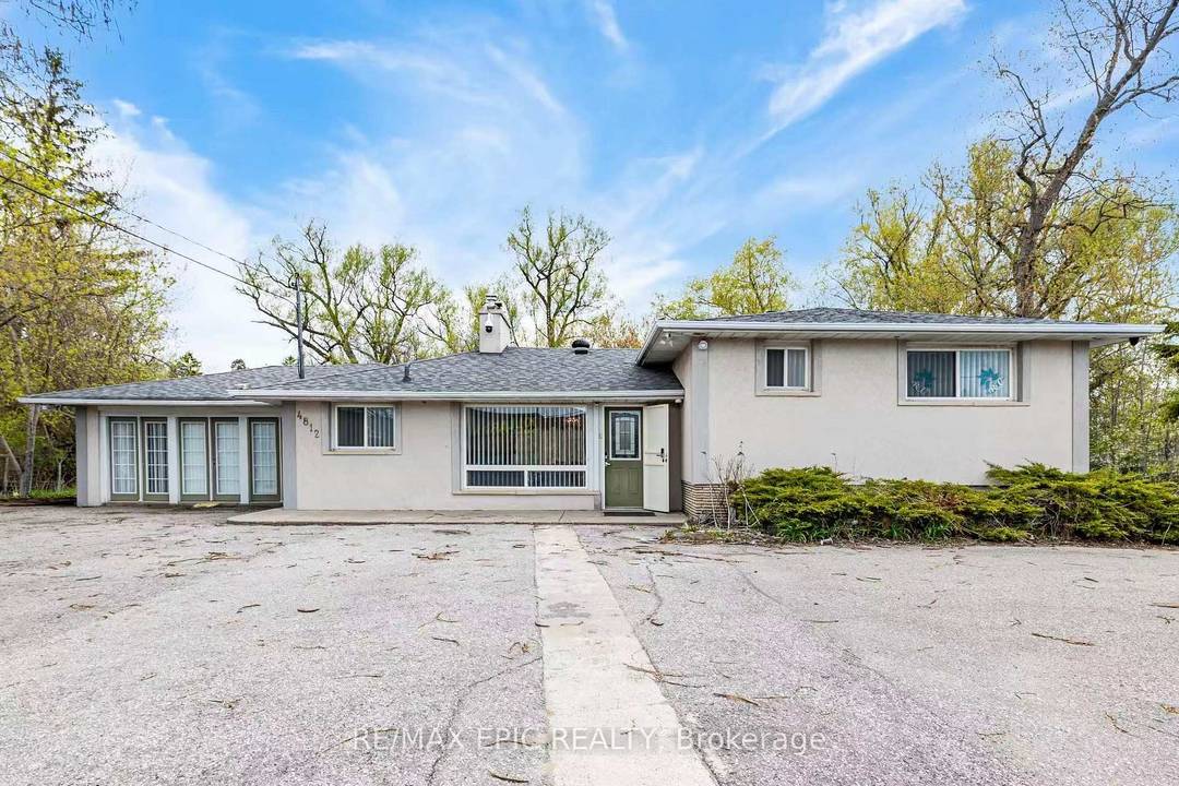 Well located detached property on Hwy 7 E.