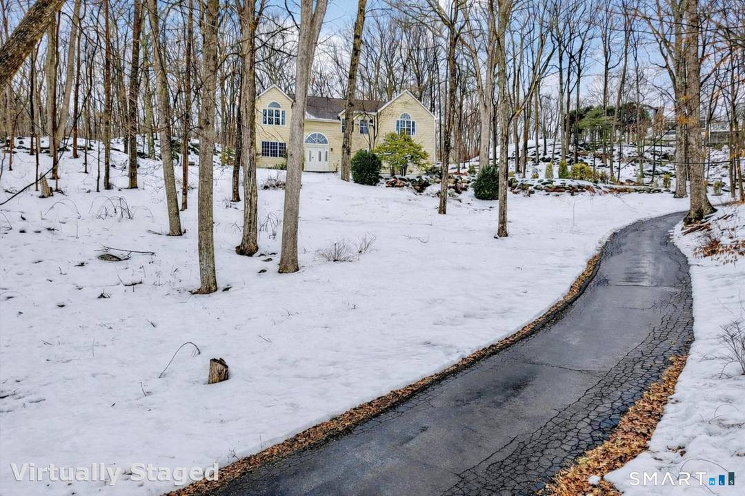 Welcome to 123a Peaceable St.