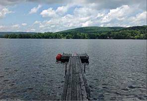 Pool, Lake, views ; what more could you ask for ?