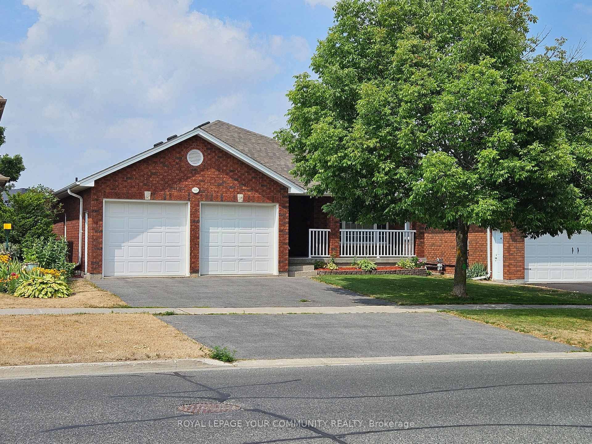 Welcome to 1615 Ravenwood Dr, a spacious 2 bedroom, with a in law 2 bedroom apartment and separate entrance.