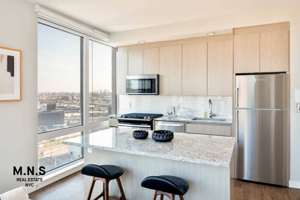 5 Pointz LIC Luxury 1 Bedroom Apartment with Terrace Now Available !