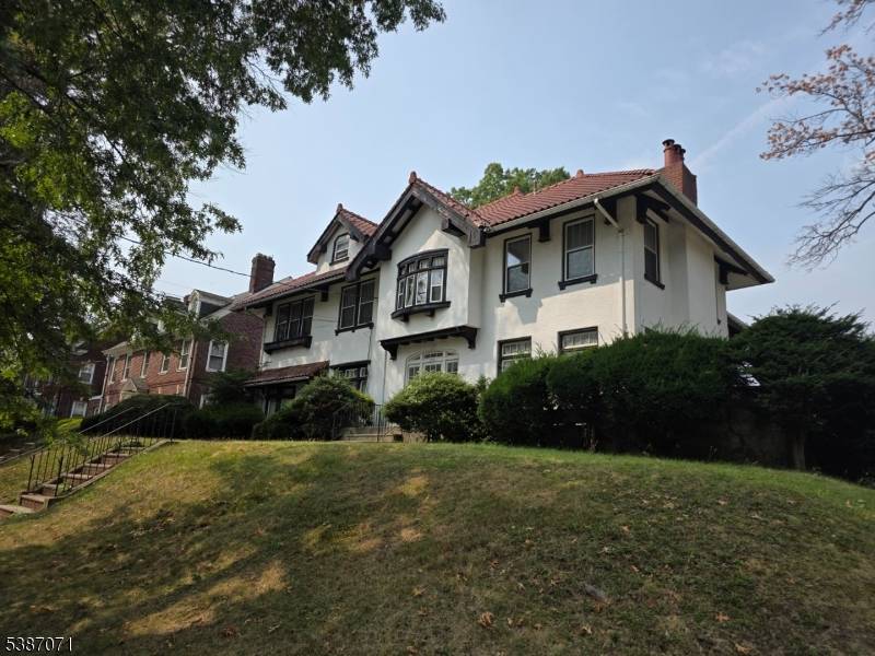 Investor Opportunity 4 Family in Newark Located in the City of Newark, this legal 4 family property is positioned on a busy street surrounded by a mix of residential homes ...