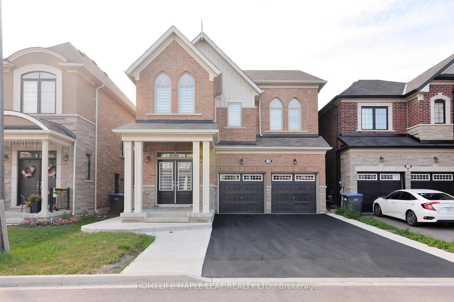 This is a beautiful 2670 sq.