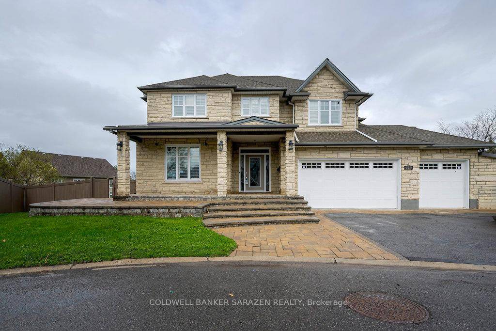 Welcome to 320 Rywalk the dream home you've been waiting for !