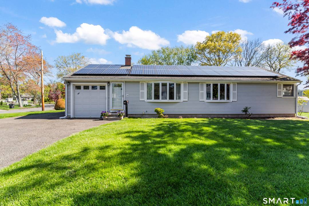 Move to one of CT's fastest growing towns !