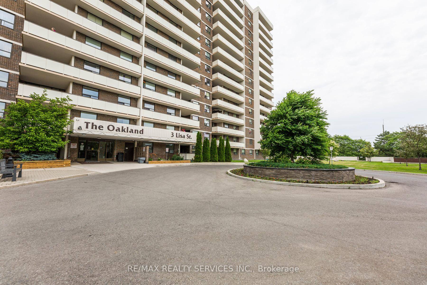 Rare Find Condo Suites in this Building do not come up FOR SALE very often.