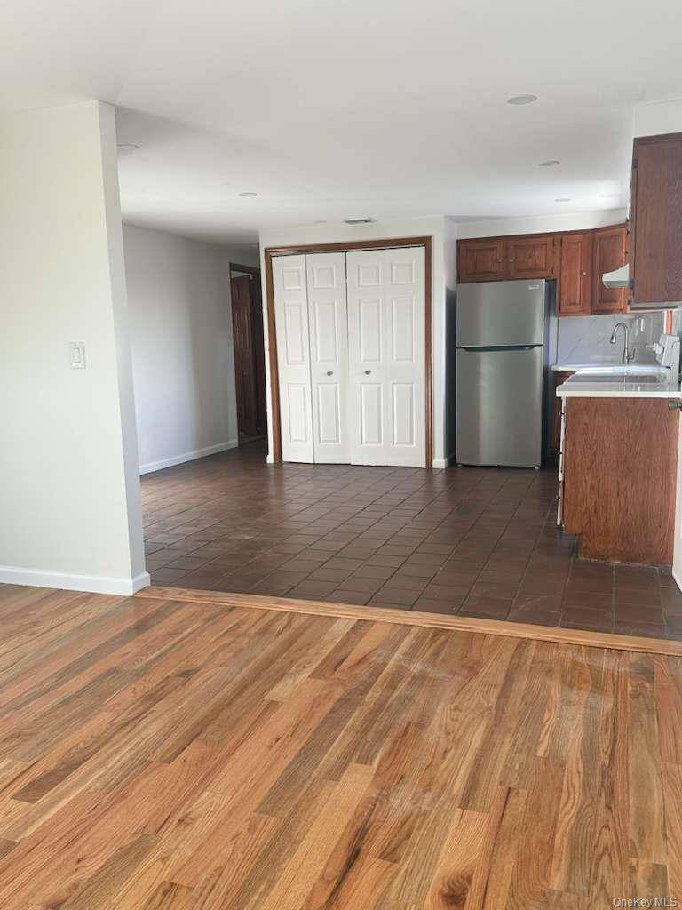 West Babylon Rental Opportunity !