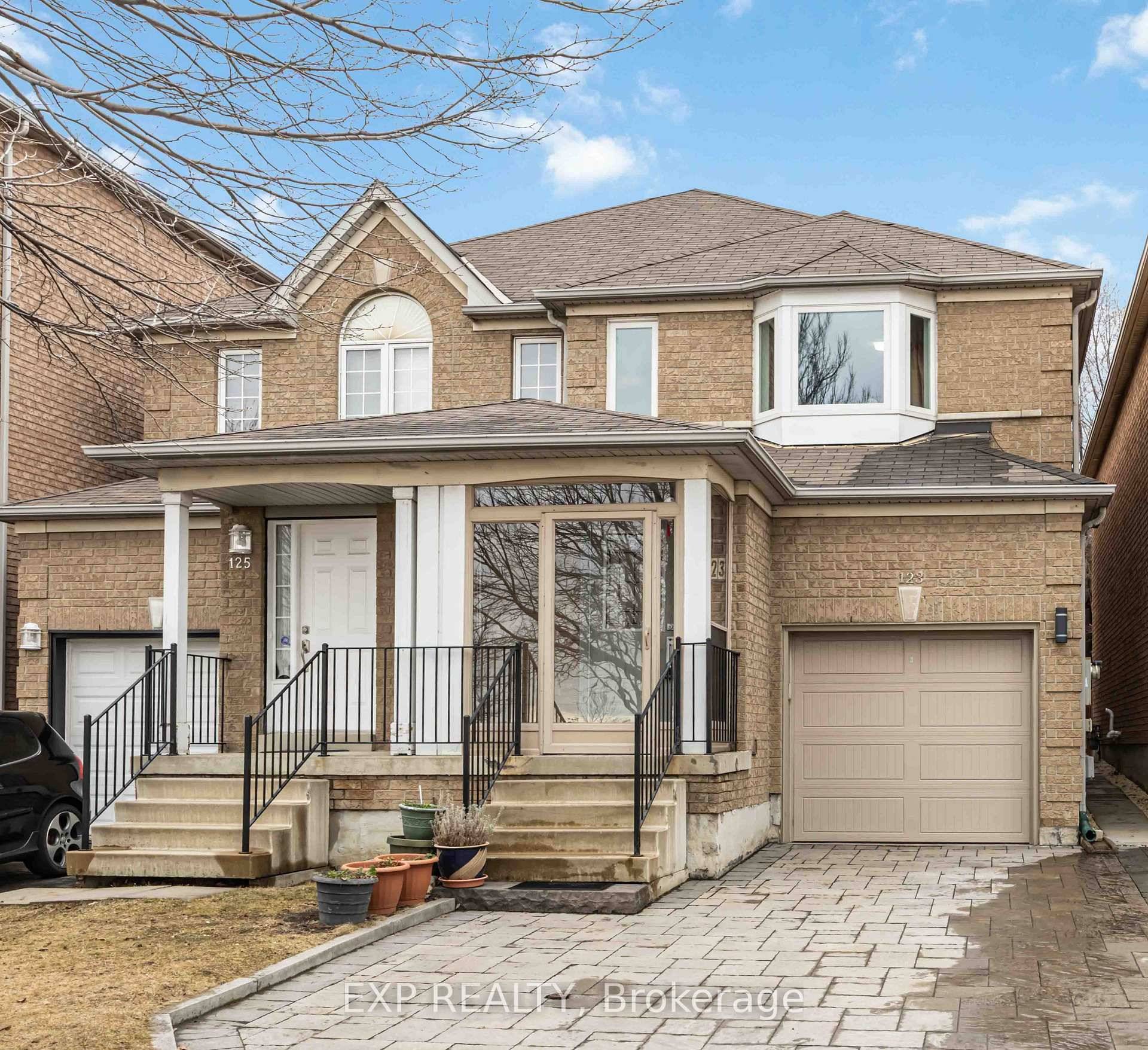 Client RemarksWelcome to this beautifully maintained 3 bedroom, 3 bathroom home in Thornhill Woods, offering 2, 200 sqft of bright and inviting living space in the desirable, family friendly Patterson ...