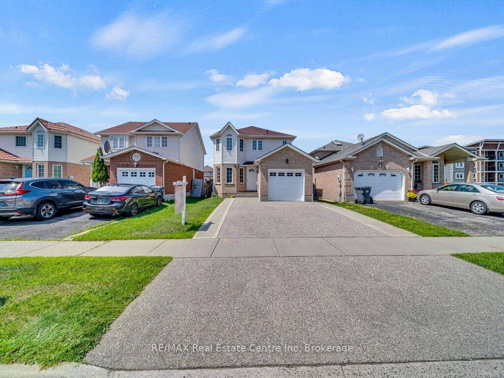 Fully Upgraded 3 Bedroom Home with Finished Basement amp ; Separate Entrance Prime Location !