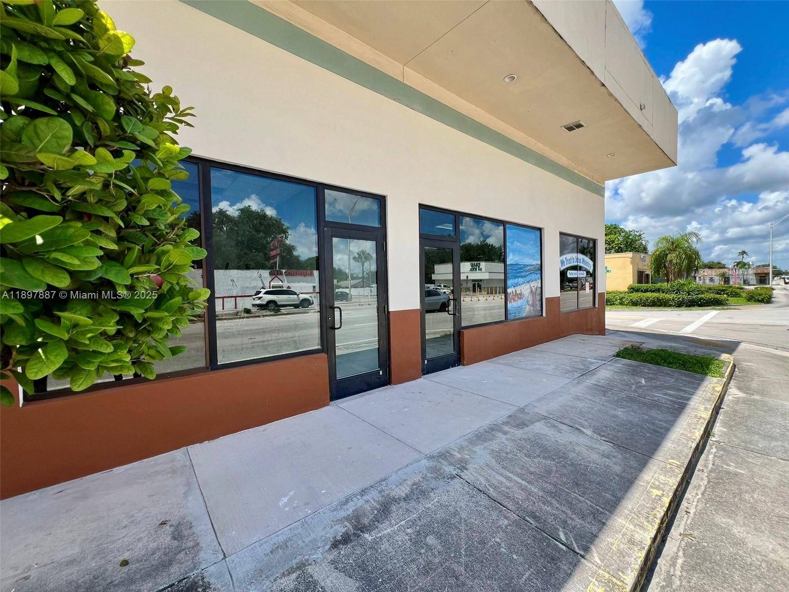 Prime Real Estate Investment, Modern Shopping Center for Sale !