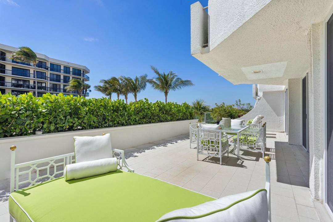 Stunning fully renovated Palm Beach residence with the feel of a private estate.