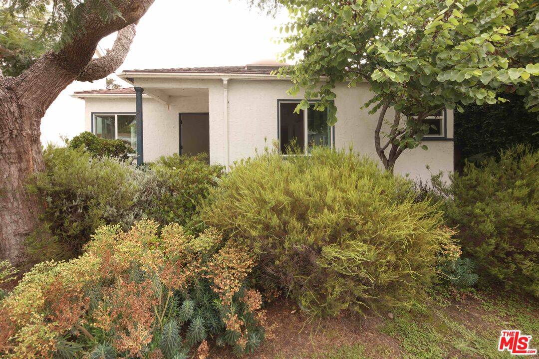 2809   OCEAN AVE 2BR Marina Del Rey La