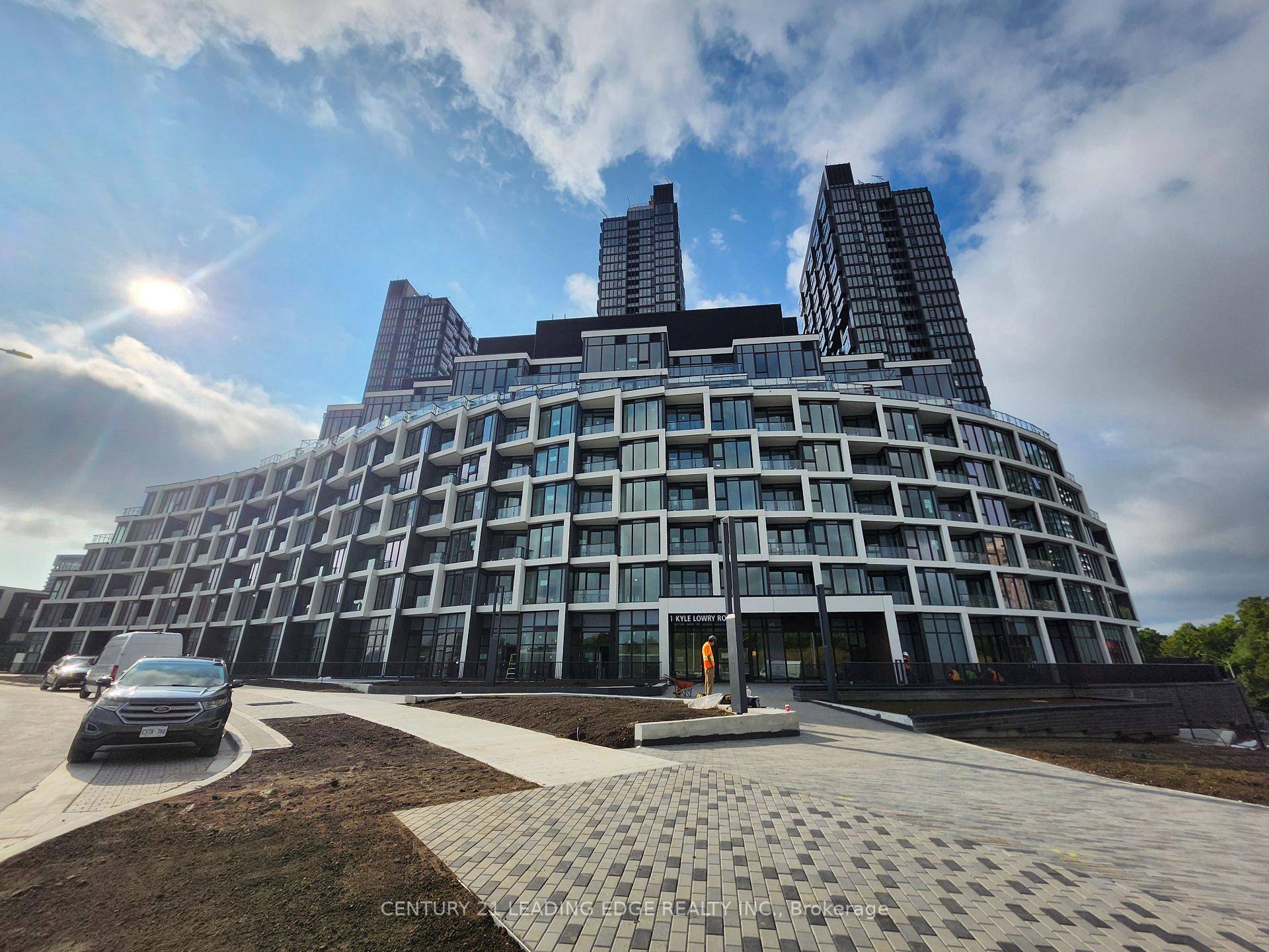 Brand New Crest Condos Leslie amp ; Eglinton Ave EWelcome to this stunning 1 bedroom, 1 bath condo at the highly sought after Crest Condos, located in a prime North ...