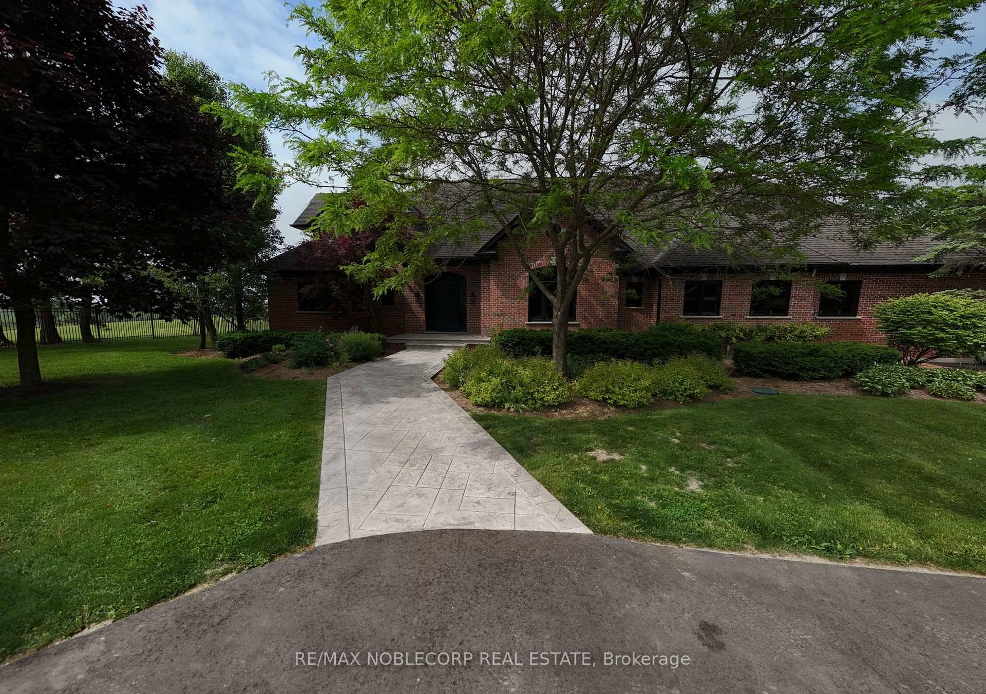 Welcome to 17088 Horseshoe Hill Rd !