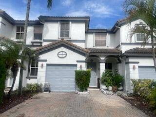 Beautiful 3 bed 2. 5 bath townhome in the heart of Doral !