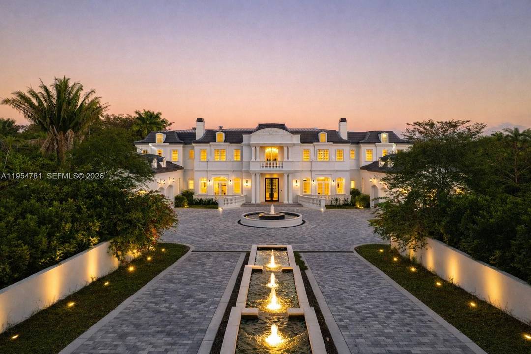 Set on nearly 2 acres and approached by a grand circular driveway with a dramatic 90 ft cascading fountain, Cha teau du Soleil showcases award winning architecture by Ramon Pacheco.