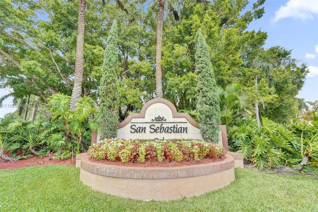 An exceptional opportunity in one of Weston s most desirable communities, San Sebastian !
