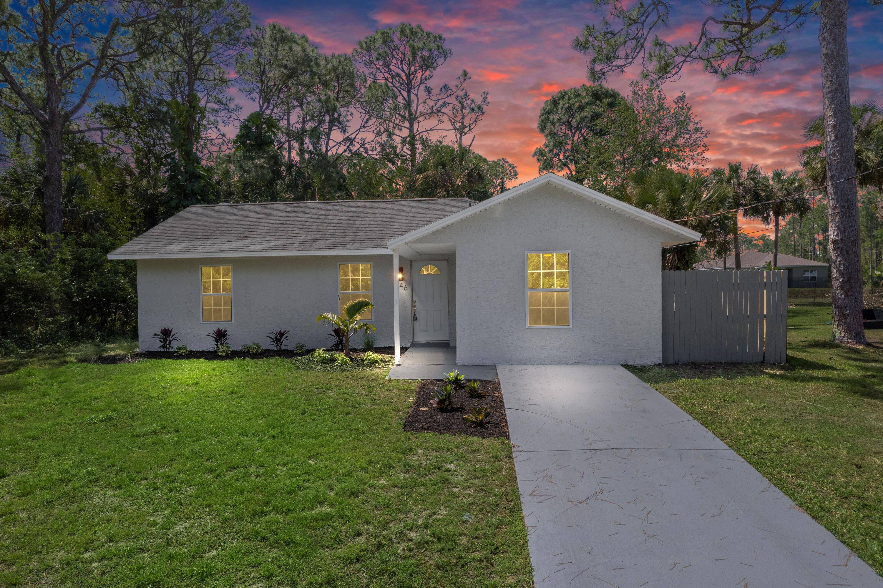 Welcome to your oasis in Palm Bay !