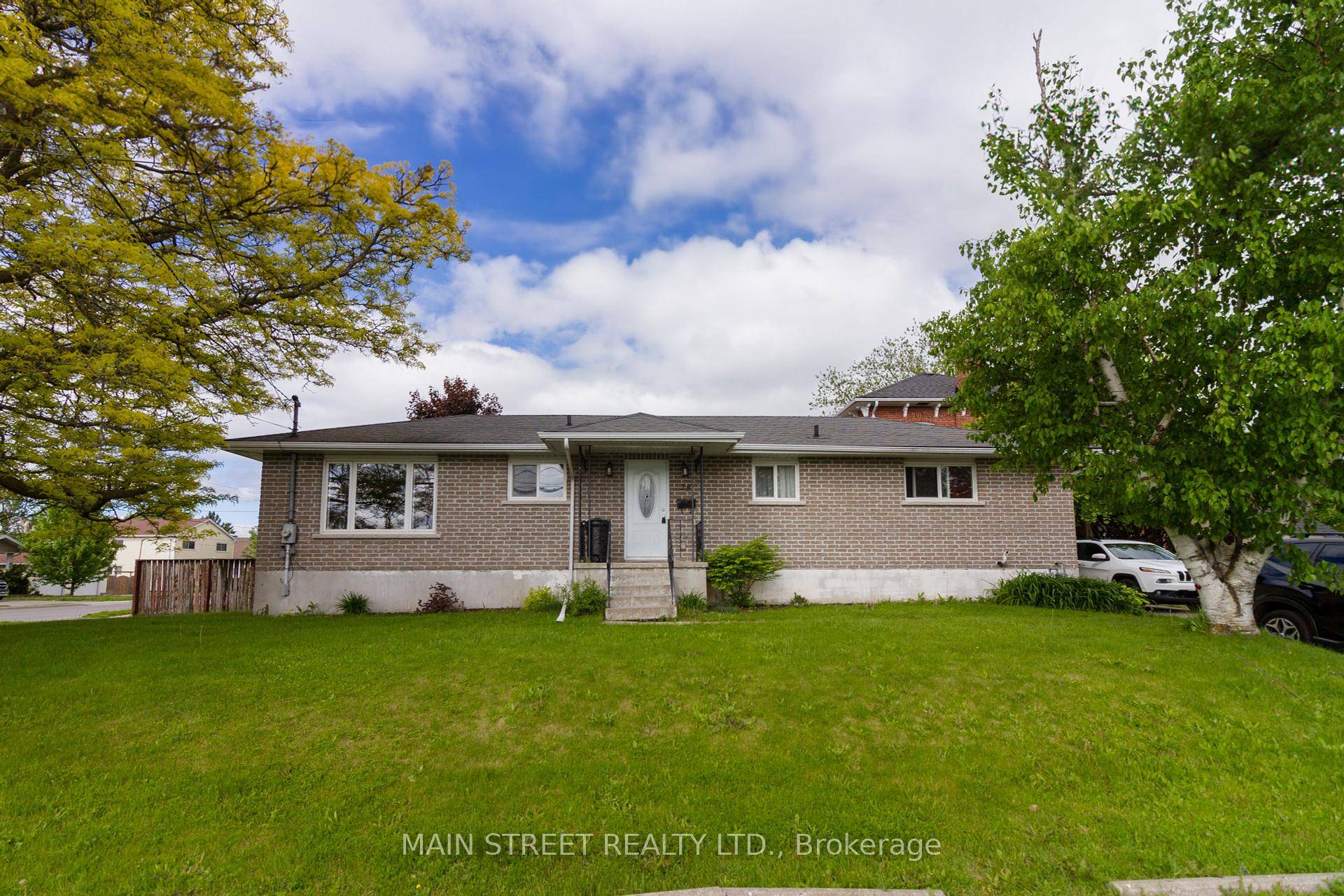 Come view this lovely and spacious 5 bedroom home situated on a quiet street located close to all amenities.