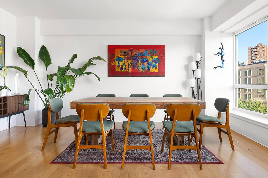 Eklund Gomes Team presents this expansive 2 bedroom, 2 bathroom residence, which offers over 1, 200 square feet of bright, airy living space with incredible southern light throughout the day.