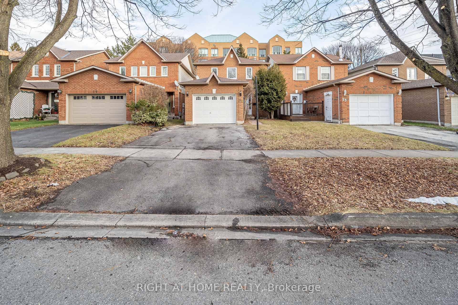 A beautifully renovated gem nestled in a quiet and family friendly area in the heart of Whitby, Ontario.