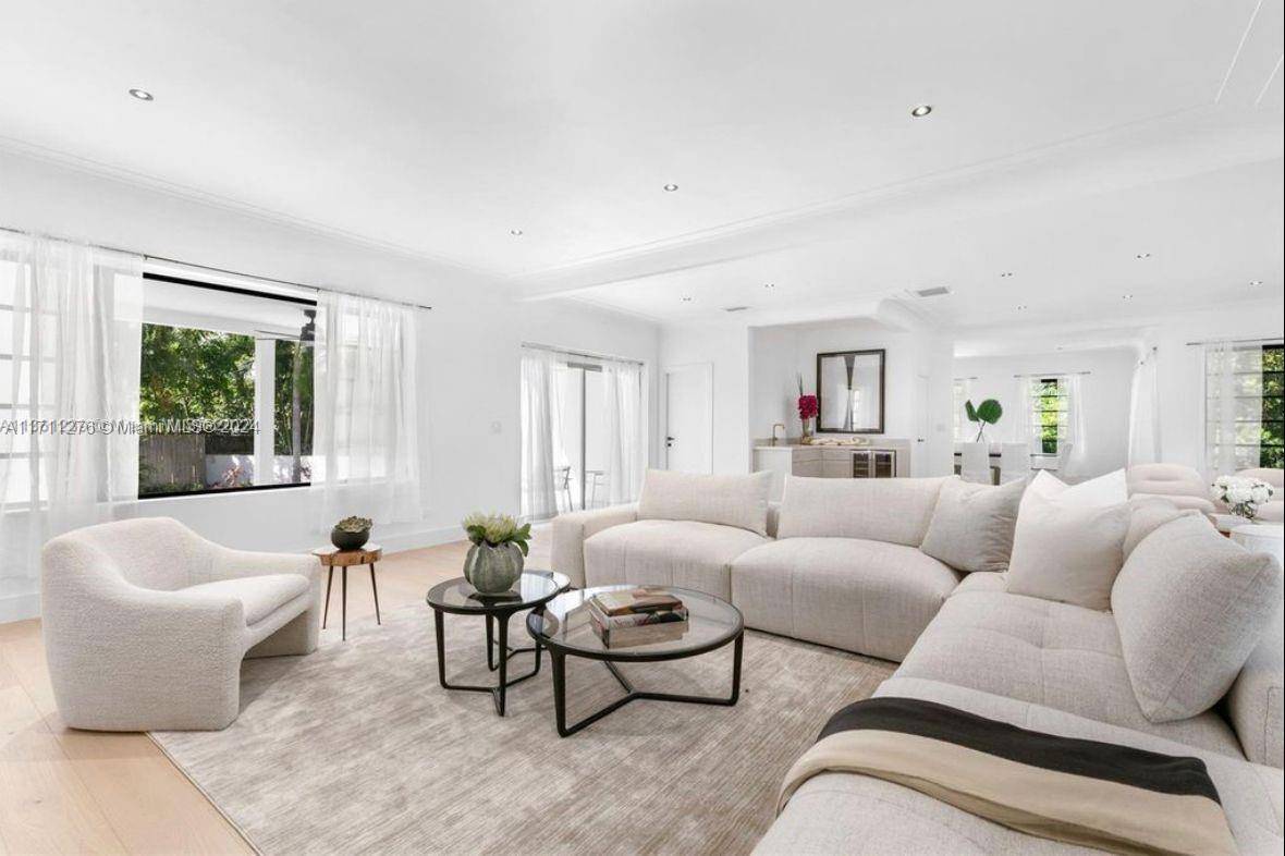 Amazing residence features 5 bedrooms, 4.