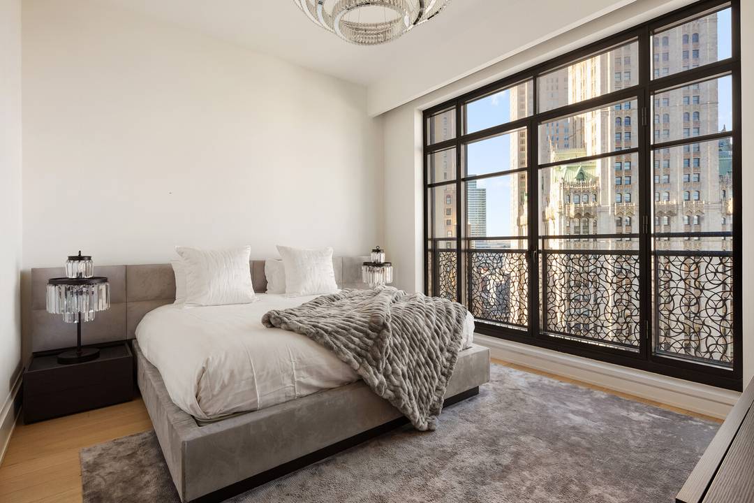 Residence 25C at 25 Park Row Perched high above historic City Hall Park, Residence 25C is a luminous two bedroom, two and a half bath home that pairs striking architecture ...