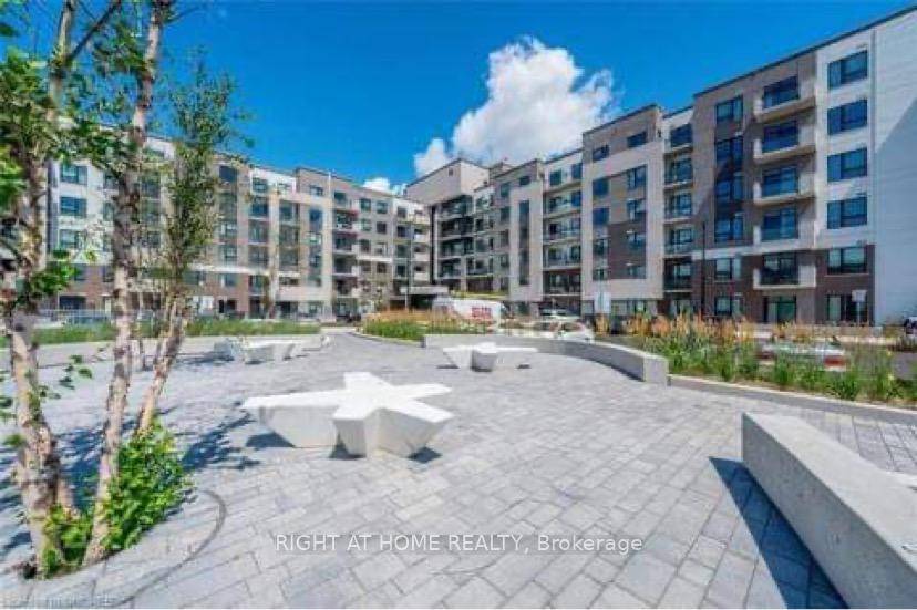 A Spacious Modern Condo Living For Rent.