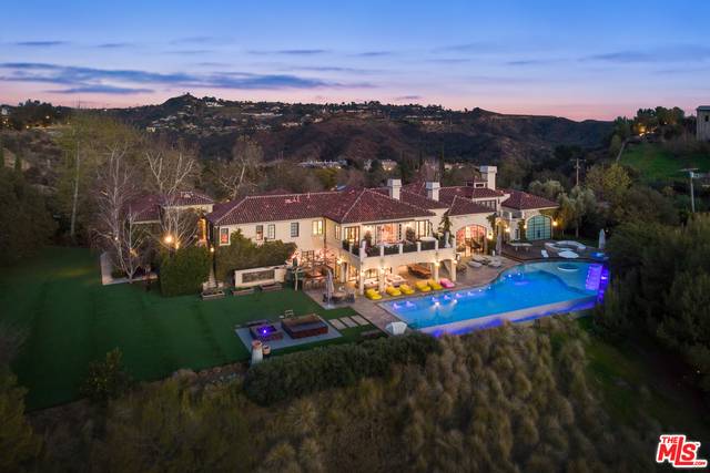 2505   Summitridge Dr Beverly Hills Post Office | B.H.P.O. LA