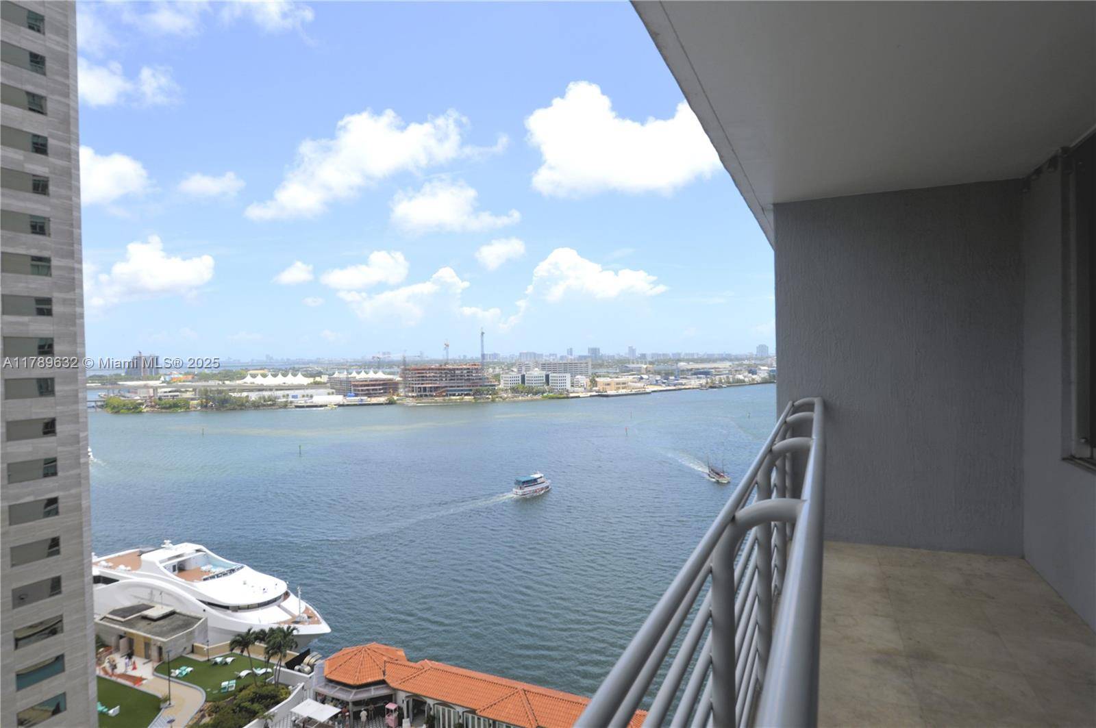 This is your opportunity to live your best Miami life.