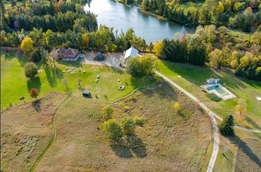 A Truly Phenomenal amp ; Beautiful 98 Acre Property A Unique natural paradise just 25 mins to Brampton and 13 km to Orangeville.