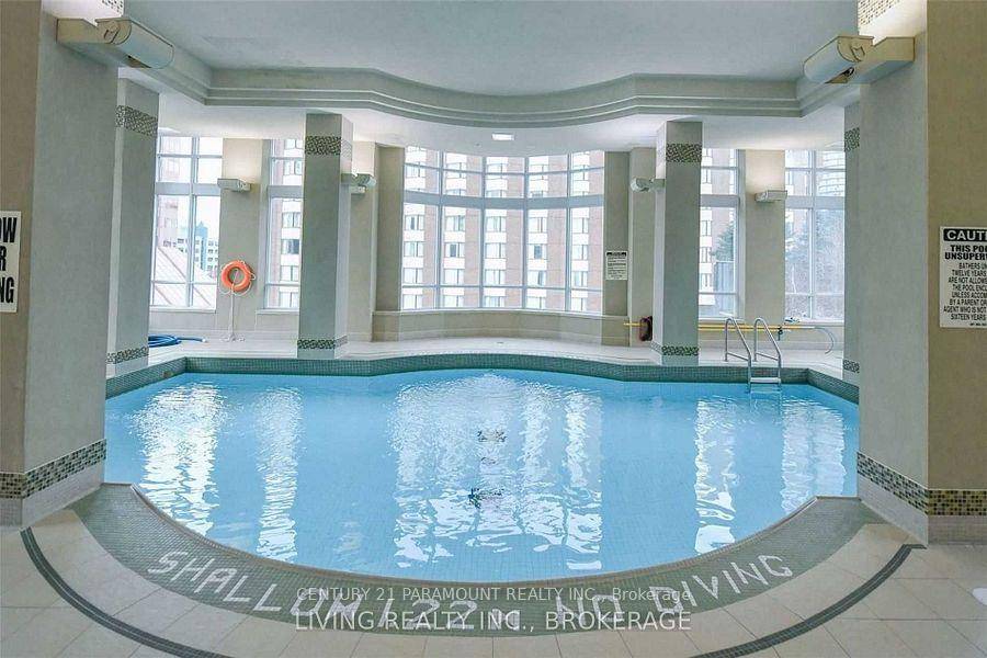 Luxury Condo In Square One, Wonderful Large And Wide 1Br, 623 Sf Plus Balcony.