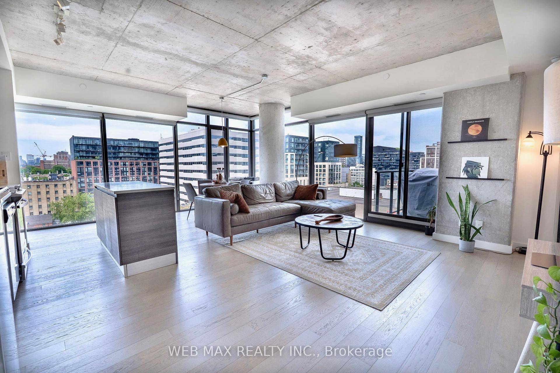 Welcome to your modern loft in the heart of King West, just steps from Toronto's Financial District and the vibrant Fashion District.