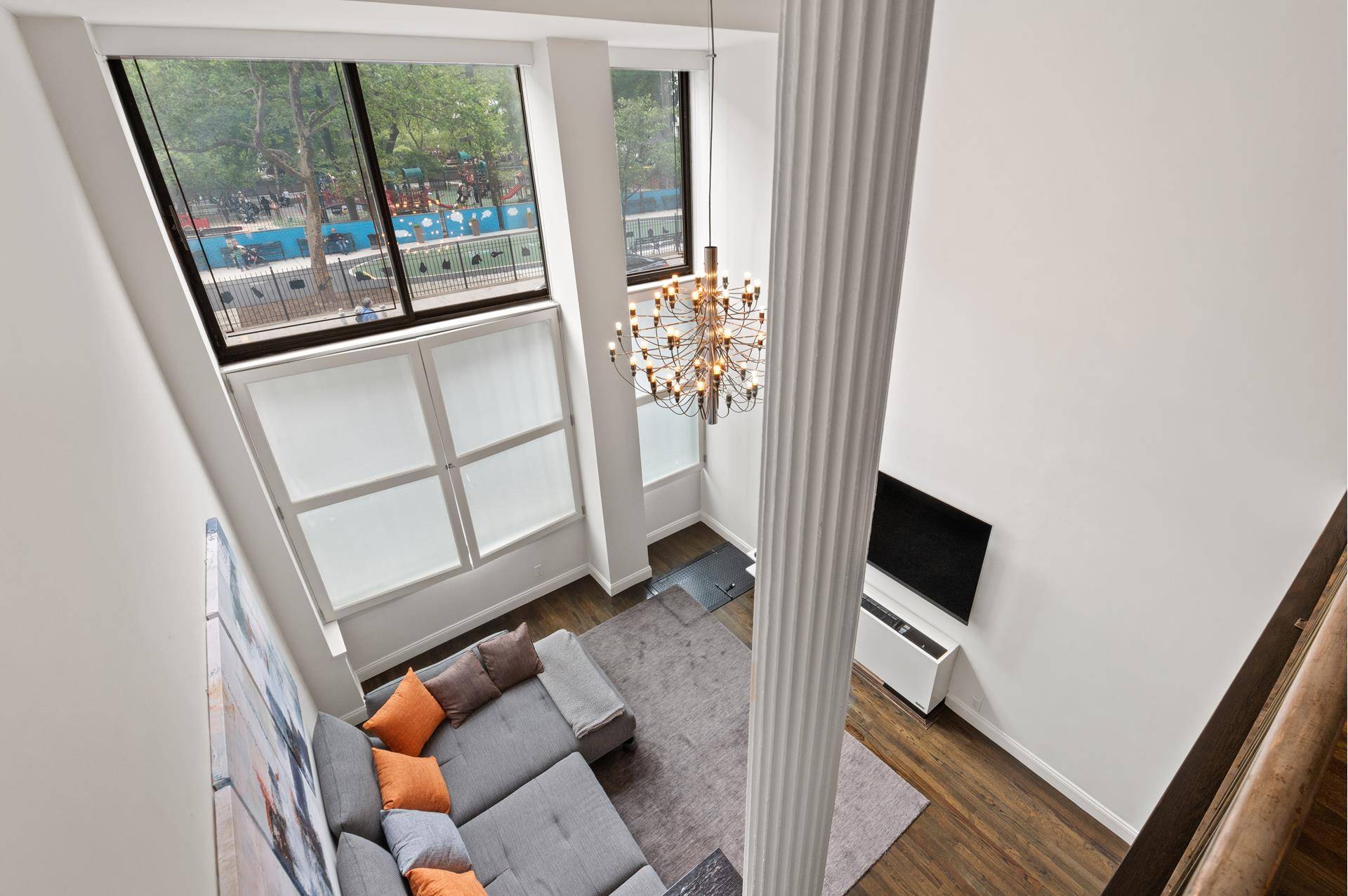 77 Bleecker Court is a serene prewar Greenwich Village co op located at the crossroads of NoHo, SoHo, the West Village, and the East Village.