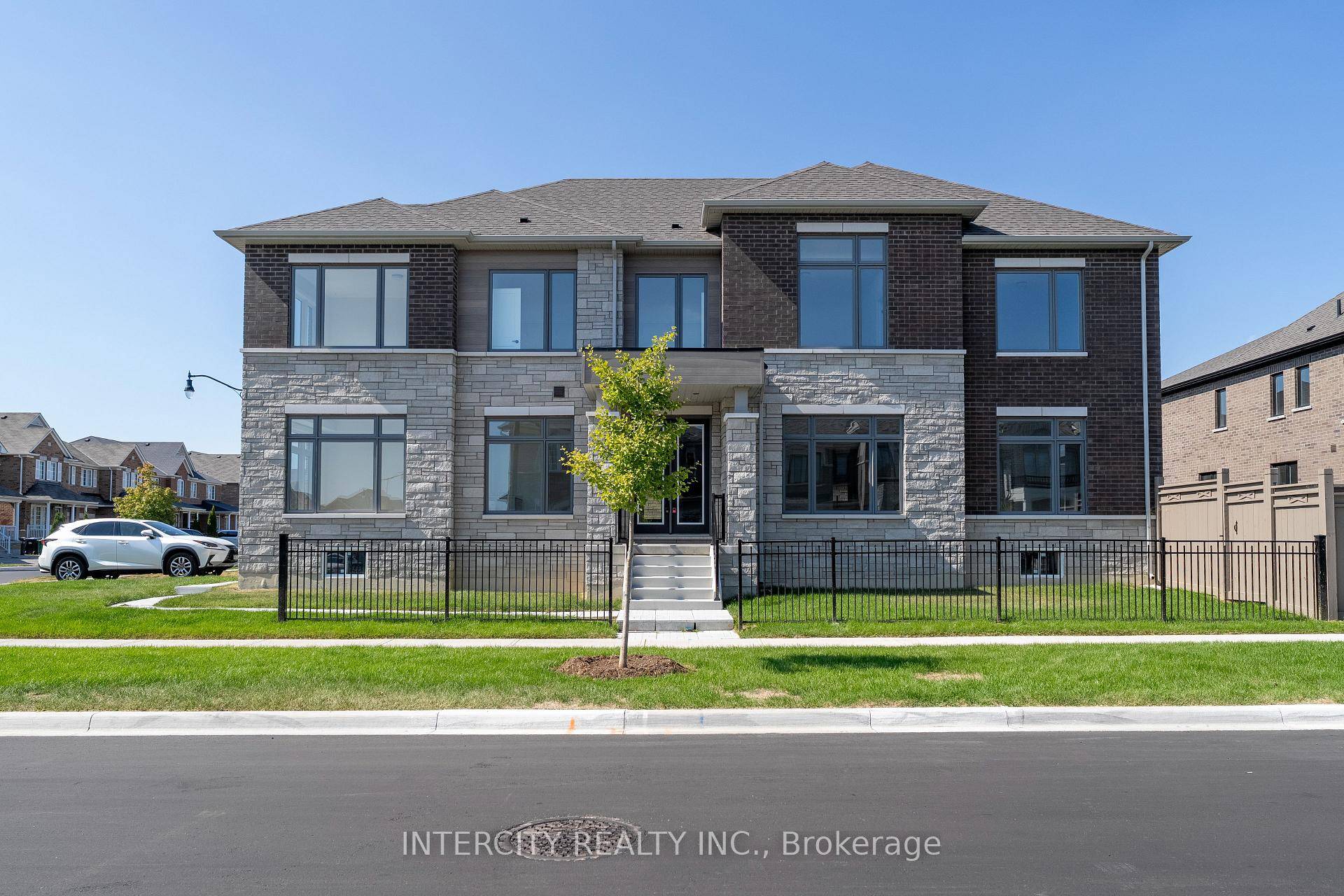 BUILT BY ROYAL PINE HOMES 3350 SQ FT WITH UPGRADED EXTENDED HEIGHT DOORS ON THE MAIN LEVEL, LARGEWINDOWS, LARGER WINDOWS IN THE BASEMENT WITH APPROX.