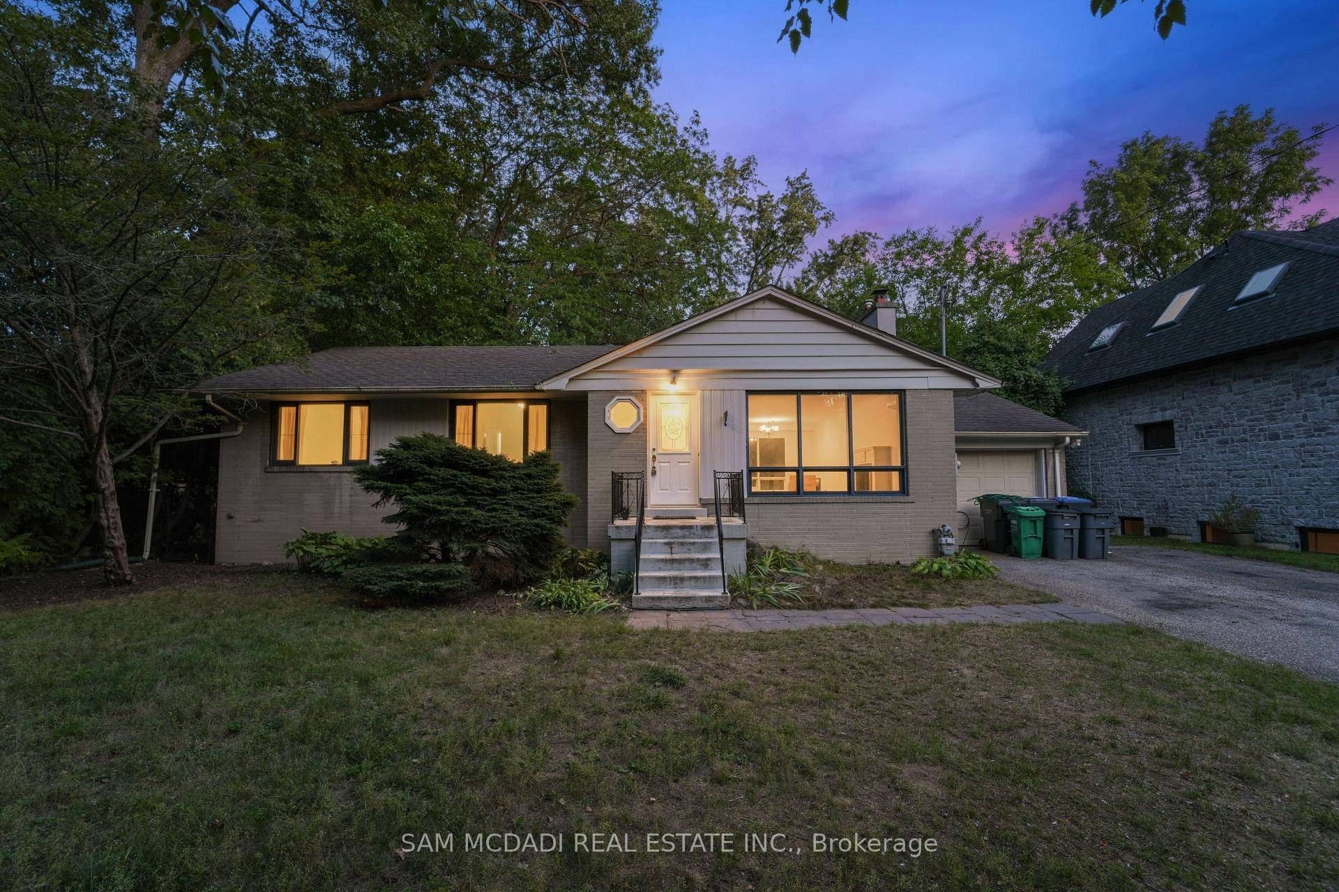 Welcome to 1302 Martley Dr !