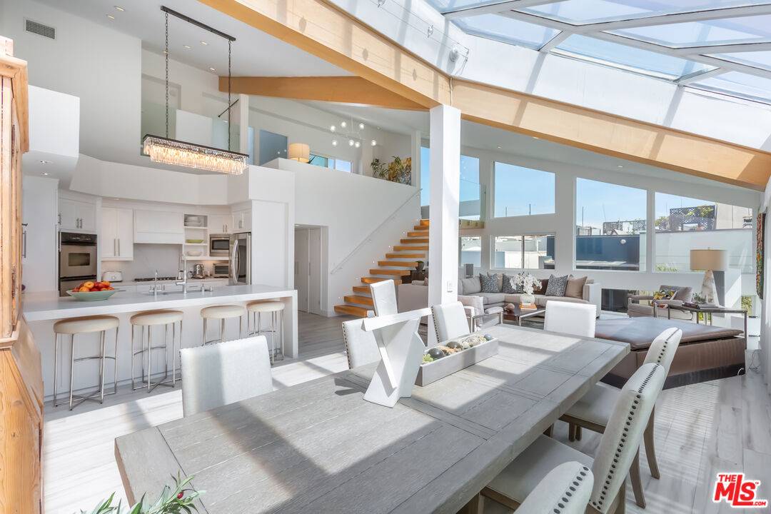18   Union Jack St 2BR Marina Del Rey La