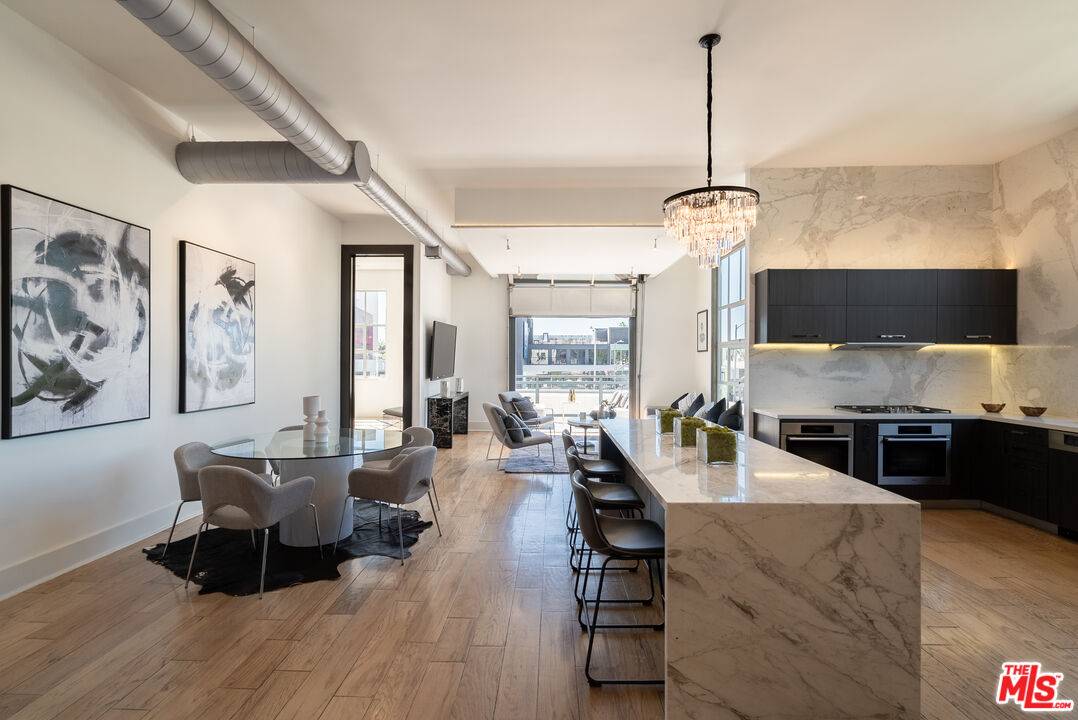 710  N Orlando Ave 2BR Sunset Strip La