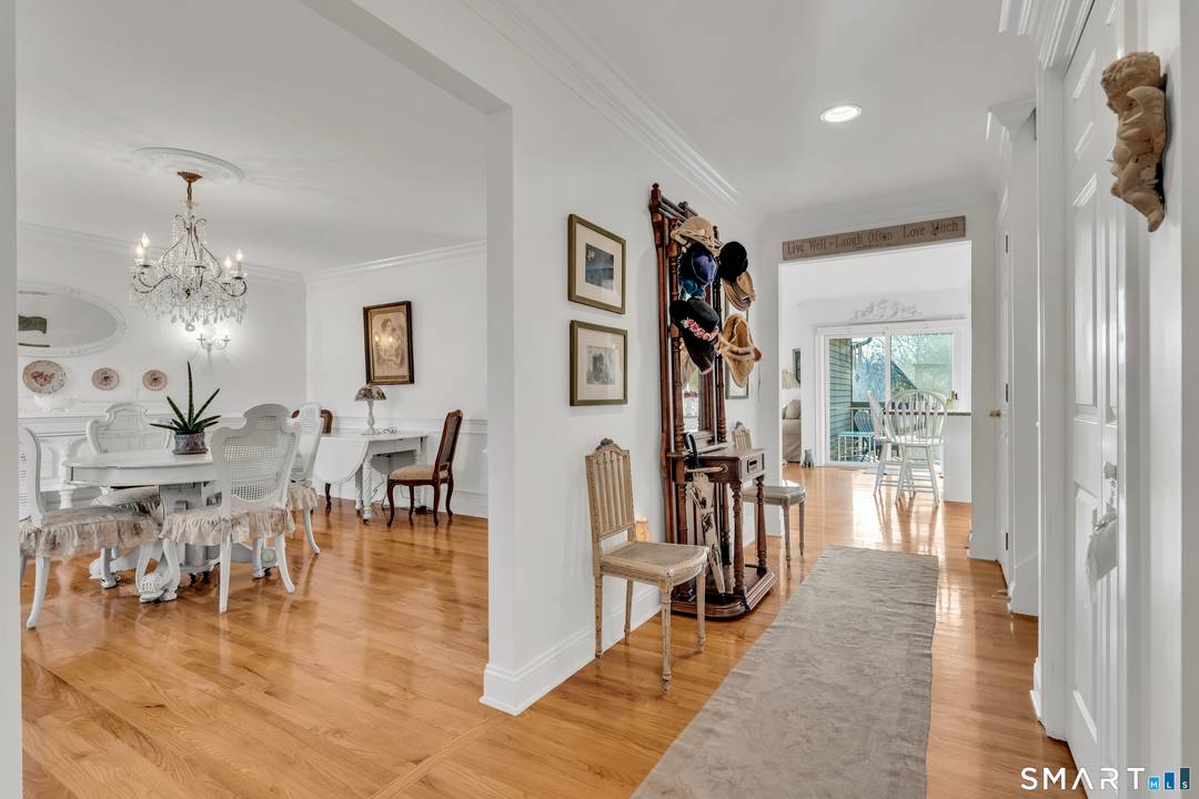 Welcome to this freestanding, single detached home in the highly desirable Long Hill Farm community, offering comfort, style, and easy everyday living.