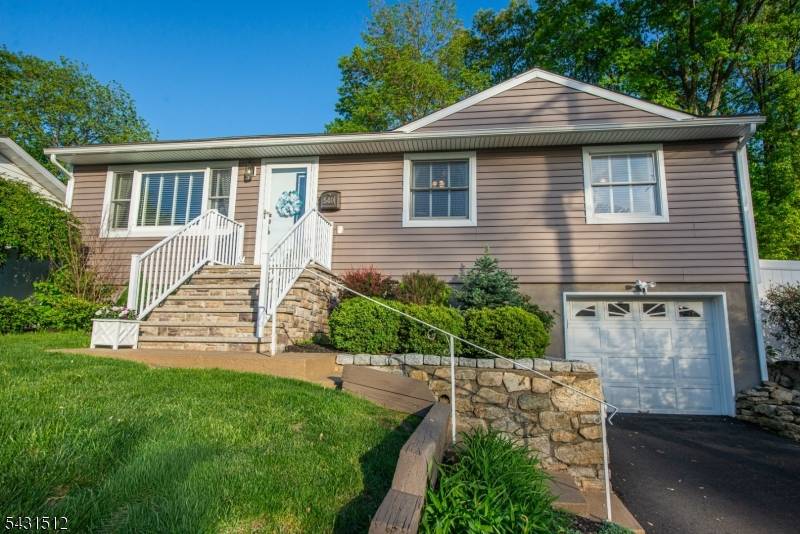 Welcome home to this beautifully maintained and truly immaculate 3 bedroom Ranch style home nestled in one of Rockaway Township's most desirable neighborhoods.