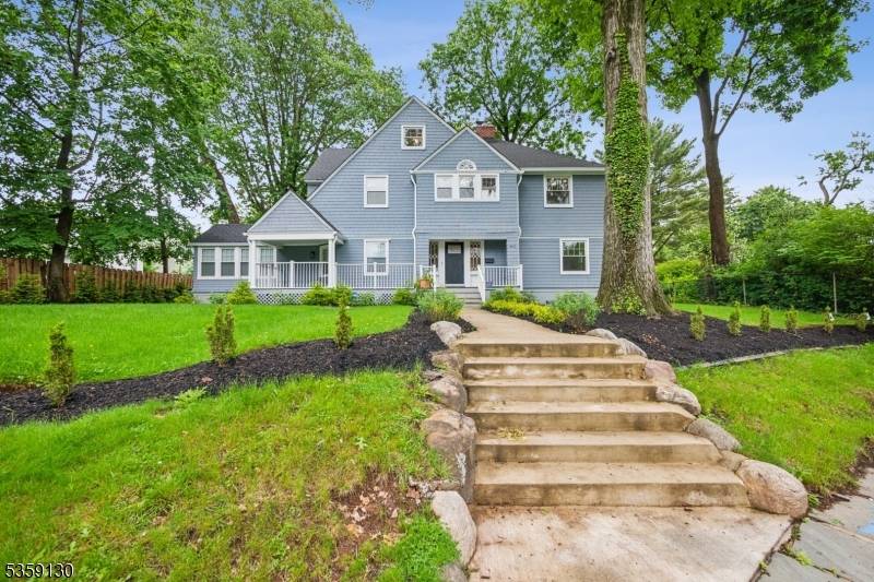 Seven Oaks home on South Orange border near Mountain Station train.