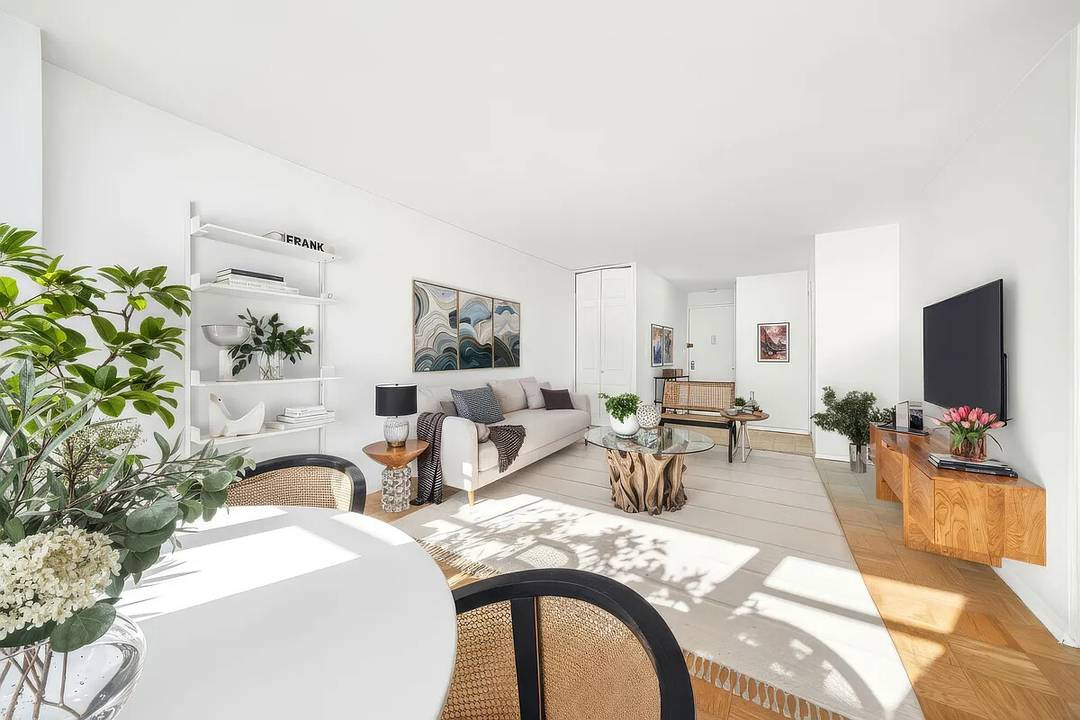 Welcome to this stunning, bright and unique residence This bright and meticulously updated Junior One Bedroom apartment is the perfect blend of style, comfort, and location.