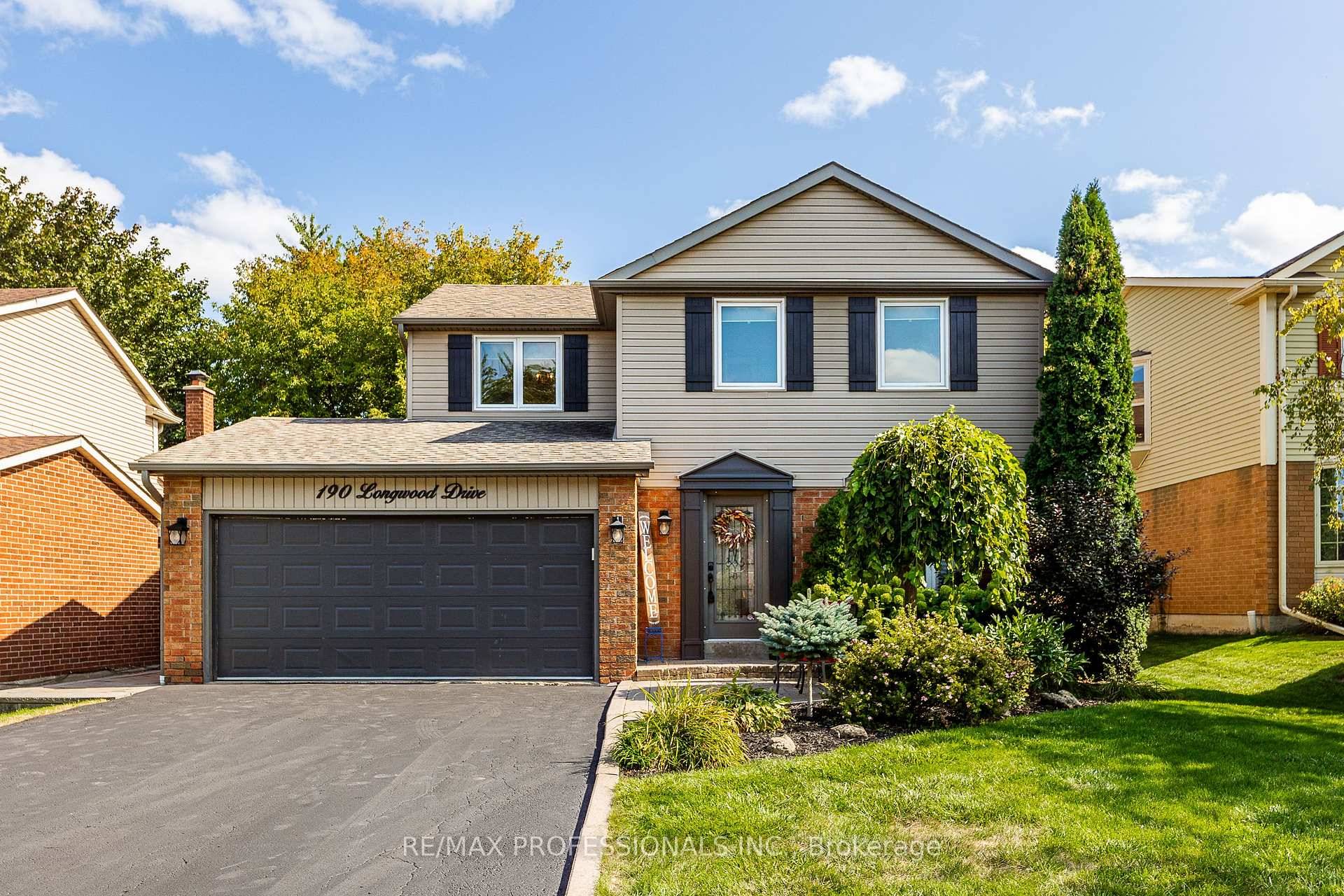 This detached 2 storey, 3 bedroom, 4 bathroom home is located on Bolton's North Hill, has a 50' x 140' lot with no backyard neighbours, parking for 5 cars and ...