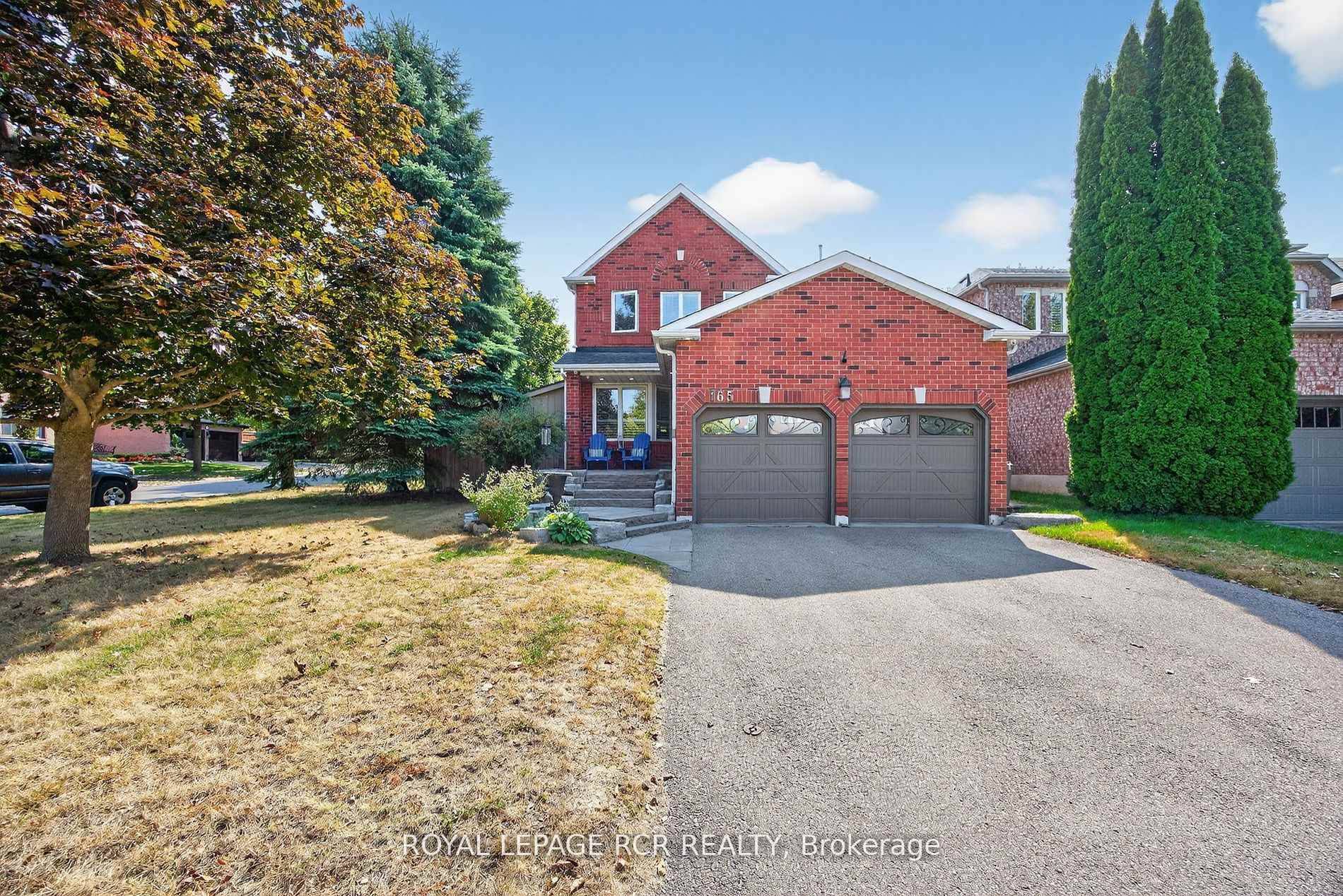 Welcome to this nicely appointed 4 bedroom home located in sought after Aurora Highlands, this beautiful home has been well maintained, has striking curb appeal with exterior soffit lighting and ...