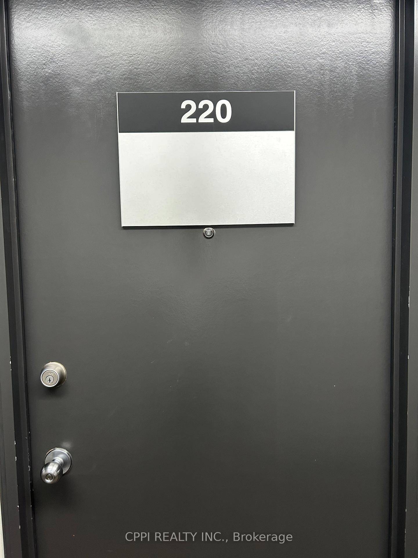 This Is A Room In An Unit With 6 Individual Offices And Is Not A Whole Unit.