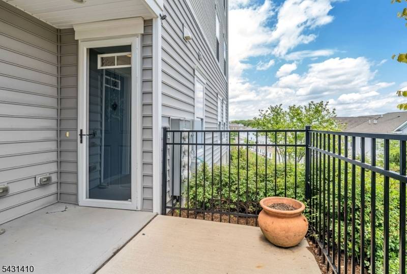 Bright and inviting end unit, situated at the end of a cul de sac, 137 Aspen boasts an open concept main level where you'll enjoy a tastefully designed kitchen centered ...